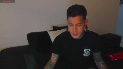 Snapshot of jhonny_ackerman chatting on 10/14/25, 02:45 jhonny_ackerman online show from 10/14/25, 02:45