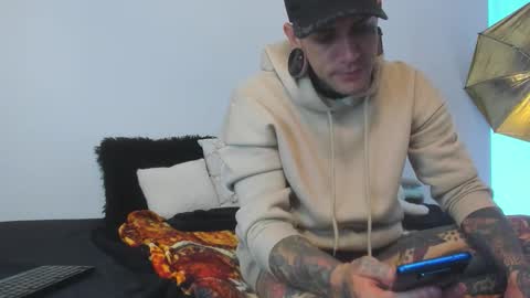 Snapshot of jhonny_ackerman chatting on 10/18/25, 09:15 jhonny_ackerman online show from 10/18/25, 09:15