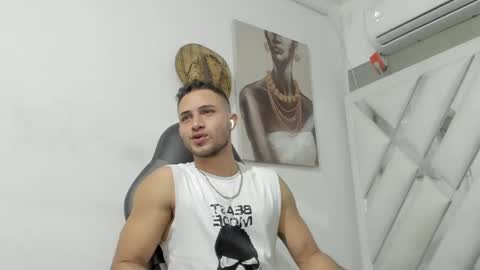 Snapshot of jhonny_flames7 chatting on 12/16/24, 03:40 jhonny online show from 12/16/24, 03:40