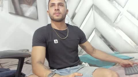 Snapshot of jhonny_flames7 chatting on 12/21/24, 07:35 jhonny online show from 12/21/24, 07:35