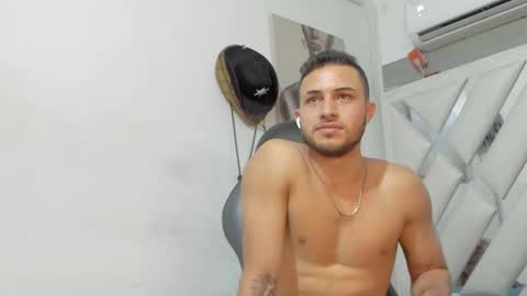 Snapshot of jhonny_flames7 chatting on 01/25/25, 09:57 jhonny online show from 01/25/25, 09:57