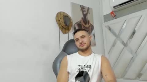 Snapshot of jhonny_flames7 chatting on 01/31/25, 10:10 jhonny online show from 01/31/25, 10:10