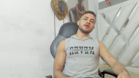 Snapshot of jhonny_flames7 chatting on 02/03/25, 03:53 jhonny online show from 02/03/25, 03:53