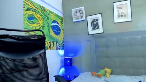 Snapshot of jhonny_flames7 chatting on 09/13/25, 08:08 jhonny online show from 09/13/25, 08:08