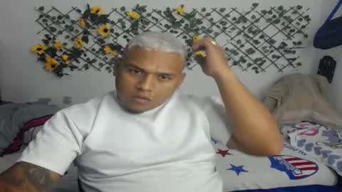 jhonny_marin online show from 10/26/25, 03:12