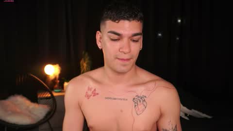 Jhonny  online show from 11/19/25, 02:55