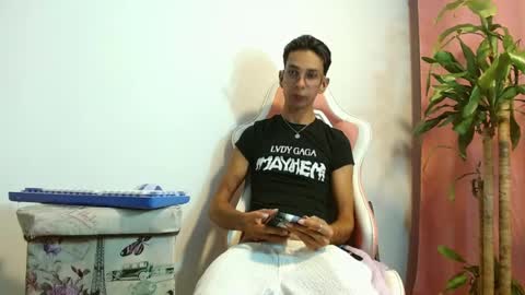 Snapshot of jhonsonvlatino chatting on 07/07/26, 01:41 jhonsonvlatino online show from 07/07/26, 01:41