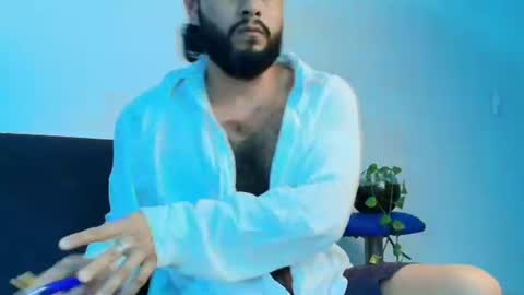 Snapshot of jhony_dick_ chatting on 06/24/26, 04:00 Jhony online show from 06/24/26, 04:00