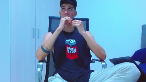 jhony_sex3 online show from 11/01/25, 02:46