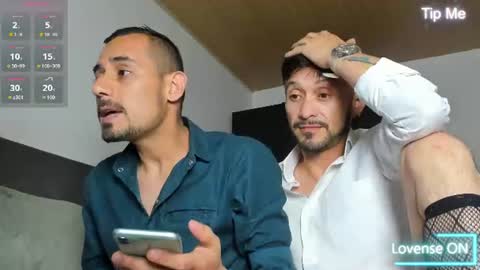 Snapshot of jhonyalzate chatting on 07/05/26, 11:01 Jhony Alzate online show from 07/05/26, 11:01