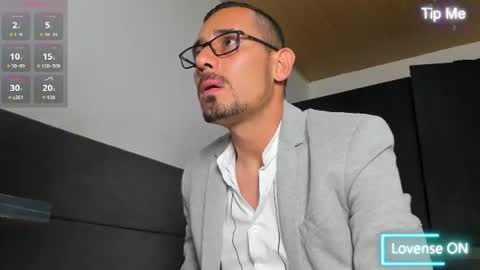 Snapshot of jhonyalzate chatting on 07/07/26, 02:25 Jhony Alzate online show from 07/07/26, 02:25