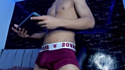 Jhostin online show from 10/16/25, 04:46