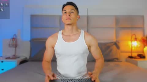 Jhosua Hunt online show from 11/11/25, 12:21