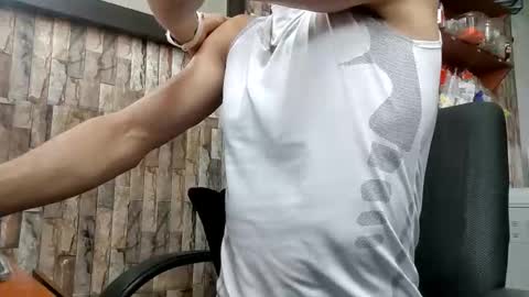 Jhosuamoore  online show from 04/18/26, 03:38