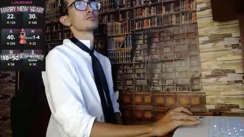 jhosuamoore2 online show from 10/31/25, 02:34