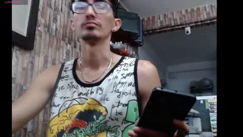 jhosuamoore2 online show from 04/04/26, 01:19