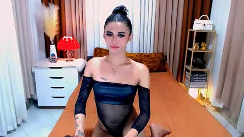 Snapshot of jhulianagrey chatting on 02/02/25, 03:32 julie online show from 02/02/25, 03:32