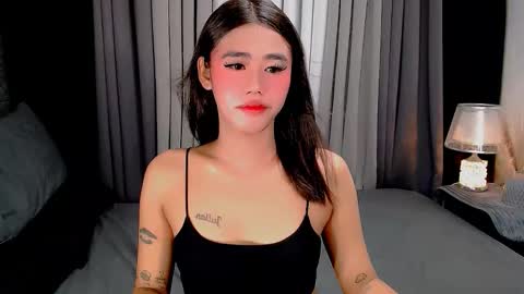 Snapshot of jhulianagrey chatting on 11/02/25, 02:14 julie online show from 11/02/25, 02:14