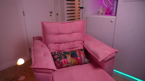 Snapshot of jhulysex chatting on 09/17/25, 12:45 jhulysex online show from 09/17/25, 12:45