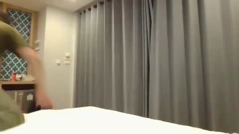 Snapshot of jhwozy chatting on 01/26/25, 04:20 jhwozy online show from 01/26/25, 04:20