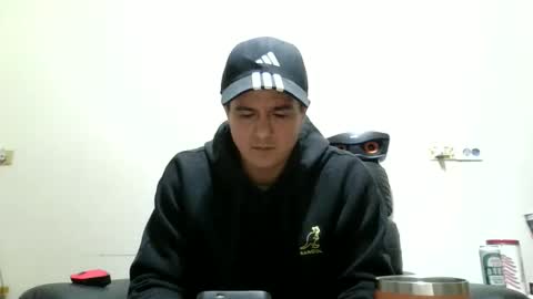 Snapshot of jhwozy chatting on 11/02/25, 03:14 jhwozy online show from 11/02/25, 03:14