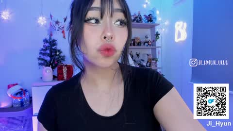 Snapshot of ji_hyun chatting on 12/27/24, 04:36 Ji online show from 12/27/24, 04:36