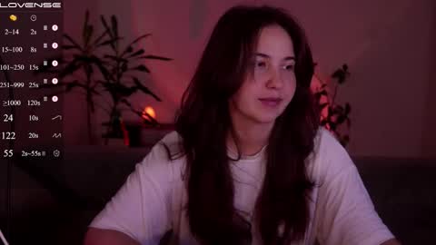 jia_lisaa online show from 10/09/25, 11:52
