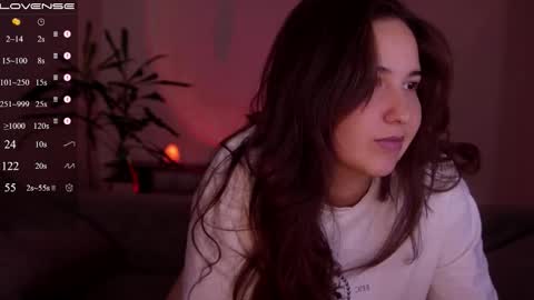 jia_lisaa online show from 10/23/25, 12:15