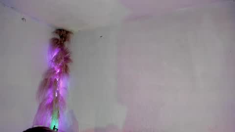 jianilnescoth online show from 02/10/25, 01:01