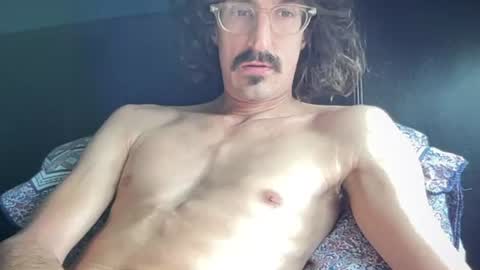 Snapshot of jiggz1986 chatting on 06/10/26, 08:35 Jigz1986 online show from 06/10/26, 08:35