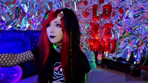    online show from 02/22/25, 02:06