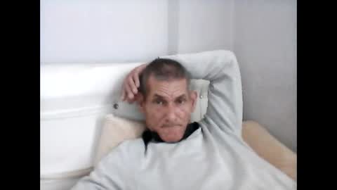jigolo_golo35 online show from 01/01/25, 10:43