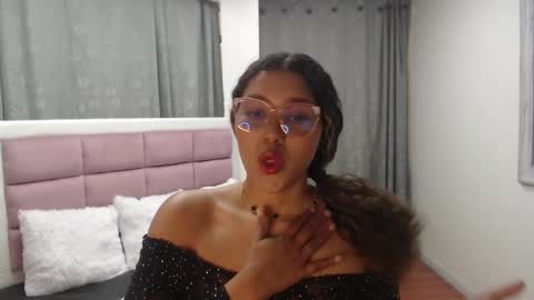 Jimena  online show from 10/14/25, 01:23