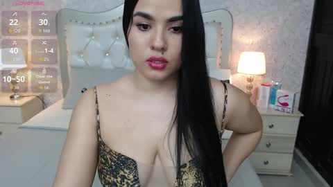 Snapshot of jimena_hill chatting on 03/24/26, 07:41 Jimena online show from 03/24/26, 07:41