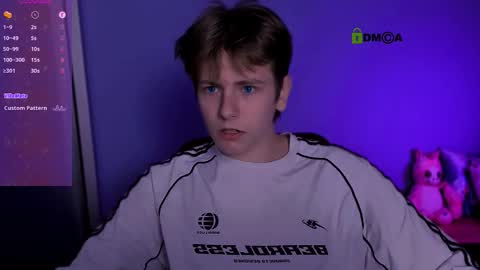 your dream  online show from 10/17/25, 02:08