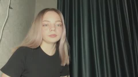 Steff online show from 11/25/25, 06:52