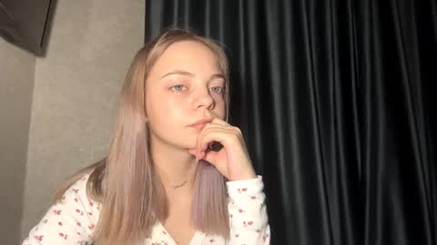 Steff online show from 12/04/25, 05:32