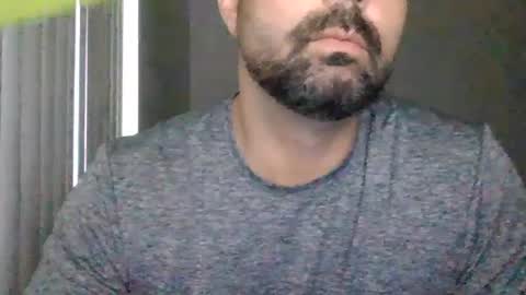 Snapshot of jimmy2shoe chatting on 07/06/26, 06:43 jimmy2shoe online show from 07/06/26, 06:43