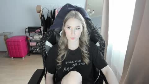 Amy  next stream on Wednesday Thursday Friday Saturday and Sunday at 16 pm GMT3 online show from 11/02/25, 10:50