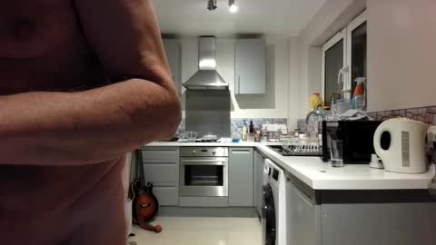 Jimmy Benido online show from 11/25/25, 07:25