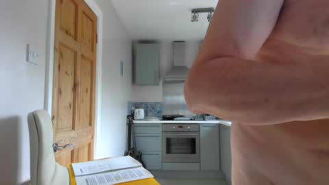 Snapshot of jimmybenido chatting on 06/21/26, 04:42 Jim Redgewell online show from 06/21/26, 04:42