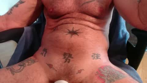 Snapshot of jimshard7x6 chatting on 01/16/25, 09:08 cock model bathing suit model online show from 01/16/25, 09:08