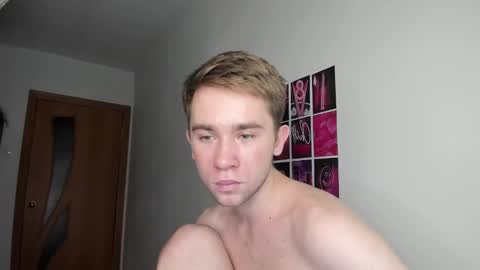 Snapshot of jimyti_bad_boy chatting on 12/24/24, 03:05 jimyti_bad_boy online show from 12/24/24, 03:05