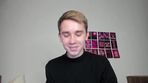 Snapshot of jimyti_bad_boy chatting on 12/24/24, 06:17 jimyti_bad_boy online show from 12/24/24, 06:17