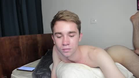 Snapshot of jimyti_bad_boy chatting on 12/24/24, 09:22 jimyti_bad_boy online show from 12/24/24, 09:22