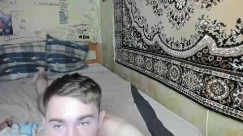 Snapshot of jimyti_bad_boy chatting on 01/02/25, 07:01 jimyti_bad_boy online show from 01/02/25, 07:01