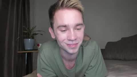 Snapshot of jimyti_bad_boy chatting on 09/11/25, 09:59 jimyti_bad_boy online show from 09/11/25, 09:59