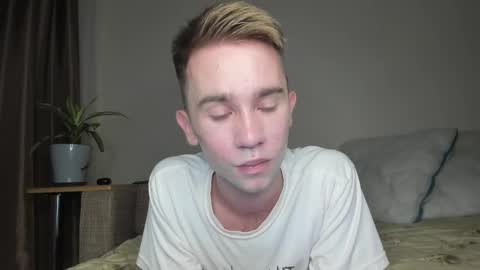 Snapshot of jimyti_bad_boy chatting on 09/14/25, 09:36 jimyti_bad_boy online show from 09/14/25, 09:36