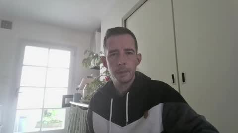 jin16000 online show from 04/12/26, 09:47