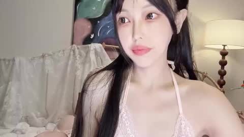 Snapshot of jingyan666 chatting on 09/22/25, 02:41 meng meng online show from 09/22/25, 02:41